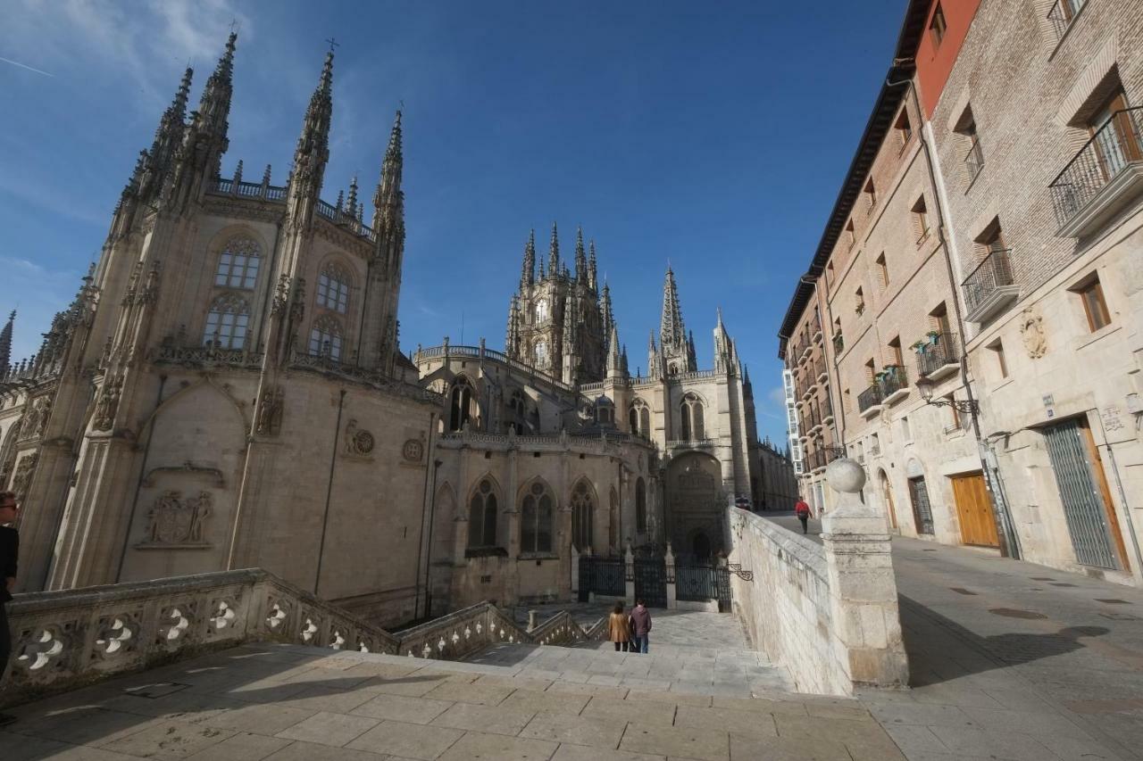 Tocando La Catedral By Exclusive Burgos Apartments Buitenkant foto